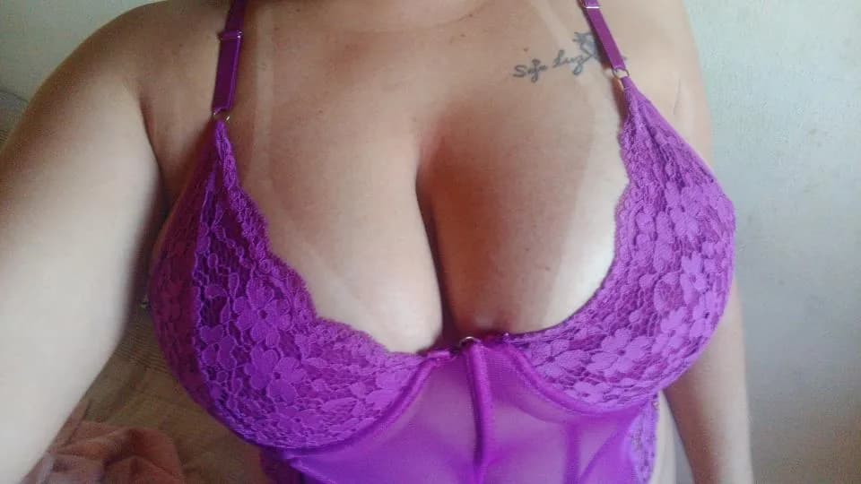 Karineb photo 10